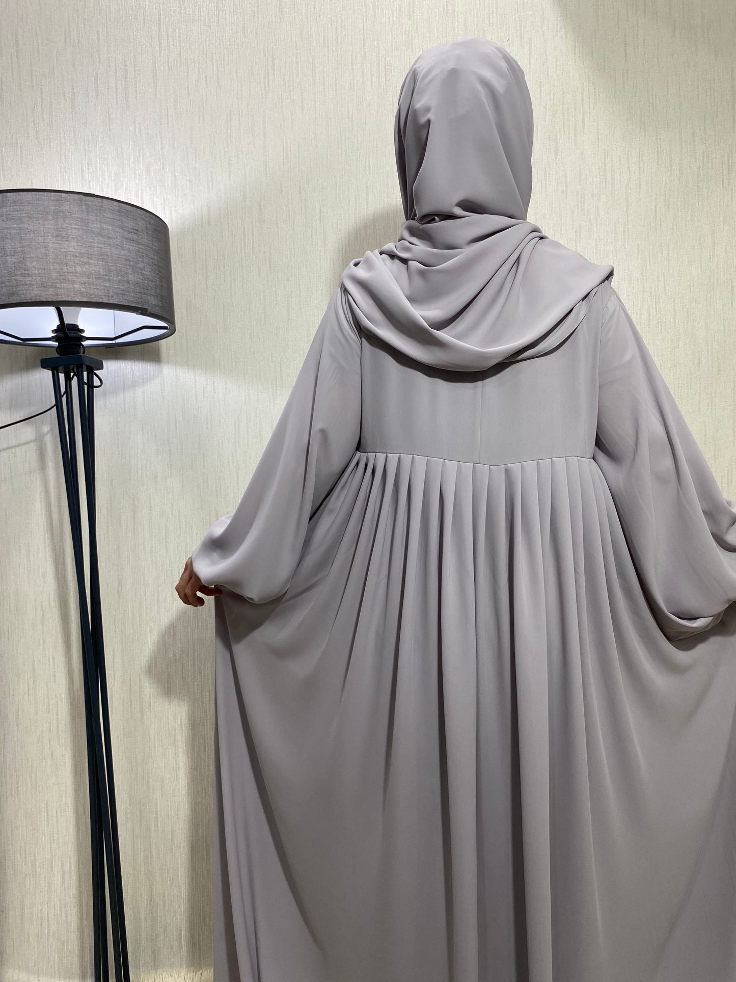 Nisa Model Tesettür Elbise - Açık Gri / Arzumca